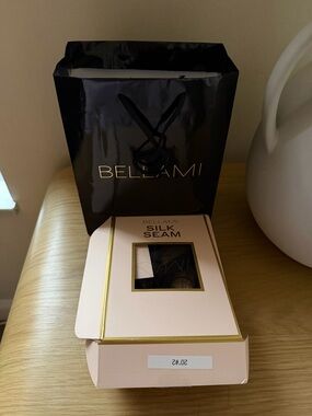 Bellami Silk Seam 20” Clip in Extensions - Dark Brown